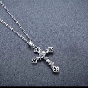 Elegant 925 Sterling Silver Cross Pendant Necklace